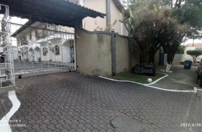 Vendo casa 02 quartos, bairro da luz, nova iguaçu/rj.