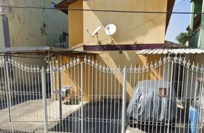 Vendo casa duplex, em condomínio fechado, 02 quartos, bairro jardim iguaçu, nova iguaçu rj