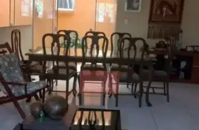 Casa com 3 quartos à venda na Rua José Vendrame, 70, Jardim Prefeito Milton Menezes, Londrina