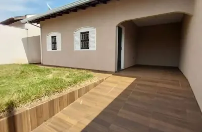 Casa com 2 quartos à venda na Rua Primo José Artuzo, 175, Jardim Maria do Carmo, Londrina