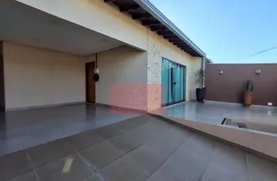 Casa com 3 quartos à venda na Rua Achiro Kawasaki, 364, Jardim Tókio, Londrina