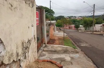 Casa com 3 quartos à venda na Rua Joaquim Domingos Martins, 62, Conjunto Habitacional Doutor Farid Libos, Londrina
