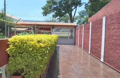 Casa com 3 quartos à venda no Jardim Casa Branca, Suzano 