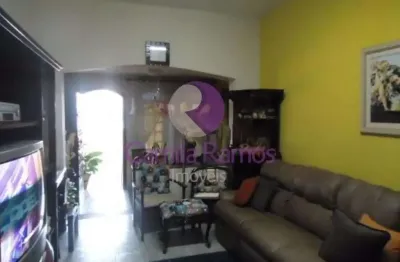 Casa com 2 quartos à venda no Centro, Poá 
