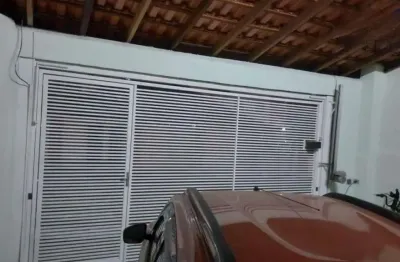 Casa com 3 quartos à venda no Centro, Suzano 