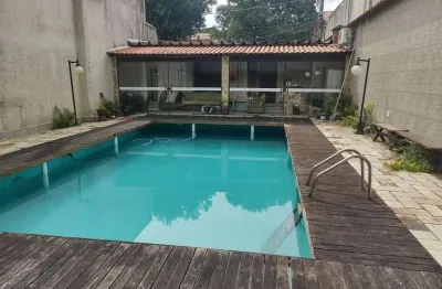 Casa com 4 quartos à venda no Jardim Realce, Suzano 
