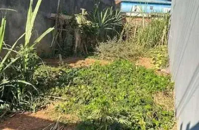 Terreno à venda no Parque Maria Helena, Suzano 