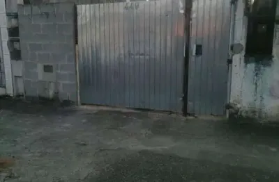 Casa com 2 quartos à venda no Parque Maria Helena, Suzano 