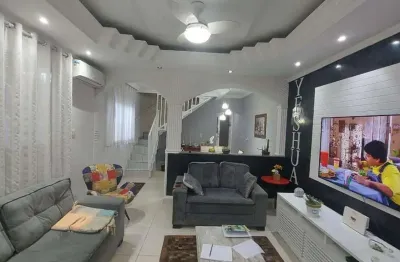 Casa em condomínio fechado com 2 quartos à venda na Vila Urupês, Suzano 