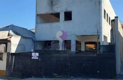 Casa à venda na Vila Júlia, Poá 