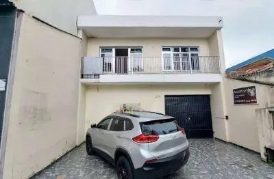 Casa comercial com 4 salas para alugar no Centro, Suzano 