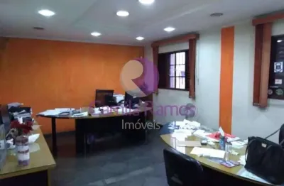 Casa comercial à venda no Centro, Poá 
