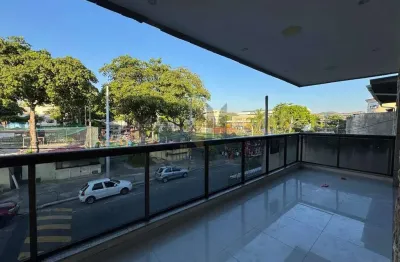 Apartamento Tipo Casa com Suíte e Varanda de Frente para a Praça da Cetel!