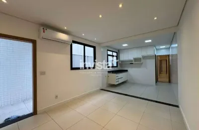 Casa sobreposta baixa 3 dormitórios sendo 1 suíte para alugar no aparecida em santos