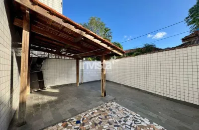 Casa com 3 quartos à venda no Embaré, Santos 