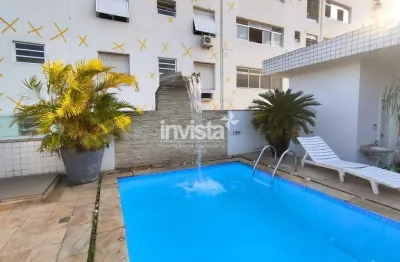 -casa sobreposta triplex com 5 quartos sendo 3 suítes, piscina e churrasqueira-