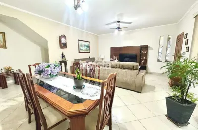 Casa com 3 quartos à venda no Embaré, Santos 