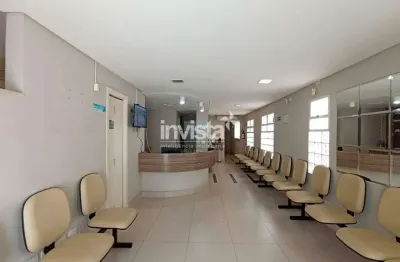 Casa comercial totalmente isolada no canal 2 bairro do campo grande em santos