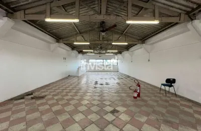Prédio para alugar na Vila Mathias, Santos 