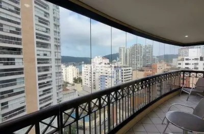 Apartamento de 3 quartos sendo 1 suíte no bairro da ponta da praia em santos!