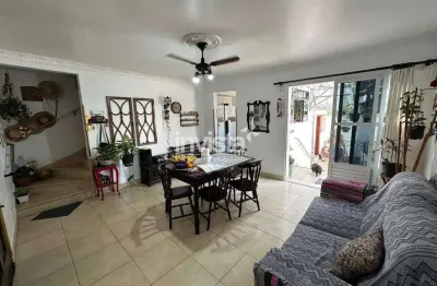 Casa com 5 quartos à venda no Macuco, Santos 