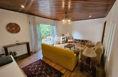 Casa com 3 quartos à venda no Embaré, Santos 