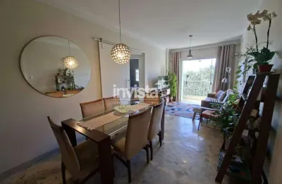 Apartamento com varanda e vista livre na ponta da praia – espaço, conforto e localização perfeita