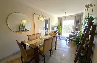 Apartamento com Varanda e Vista Livre na Ponta da Praia – Espaço, Conforto e Localização Perfeita