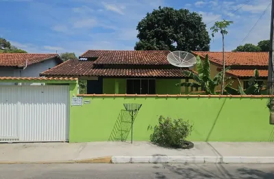 Casa com 3 quartos para alugar na Estrada do Retiro, 18, São José do Imbassaí, Maricá
