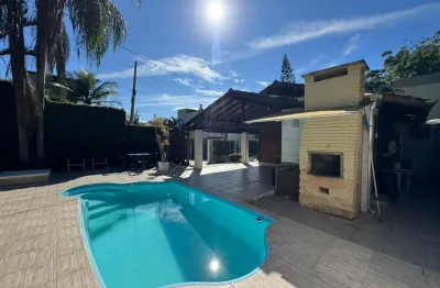 Casa com 3 quartos à venda na Cabeçudas, Itajaí 