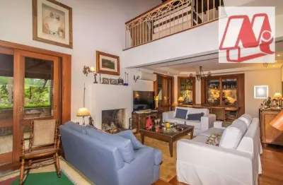 No bairro boa vista, casa em condomínio  com 3 suites e vagas.