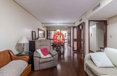 Cobertura no bairro petrópolis, 3 dormitórios, suite. vagas e piscina. ,