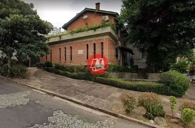 Casa com 4 quartos para alugar em Petrópolis, Porto Alegre 