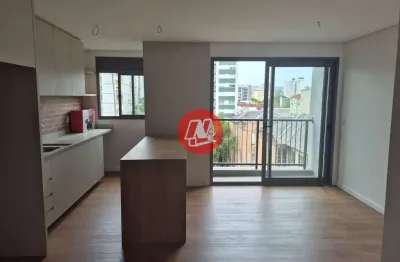 Apartamento Iluminado com Suíte a Passos da Redenção – Farroupilha