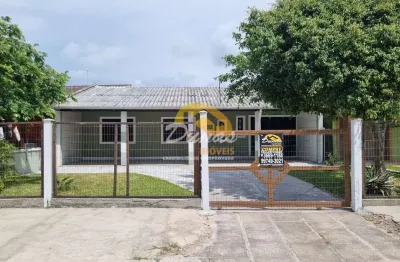 Casa de alvenaria em região de moradores e veranistas