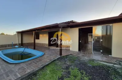 Apenas uma quadra do mar na zona nova extensão sul de tramandaí