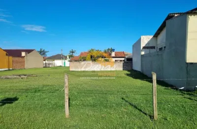 Terreno em uma das avenidas principais em nova tramandaí