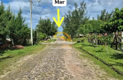 Terreno à venda no Balneário Tiarajú, Tramandaí 