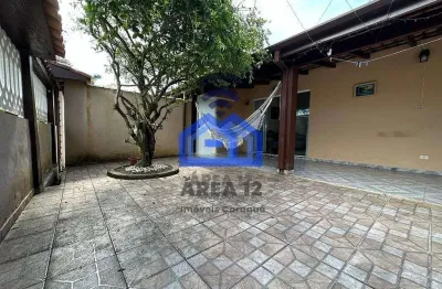 Casa térrea à venda com 2 edículas no bairro aruan - 2 dormitórios, banheiro, sala de estar/jantar,