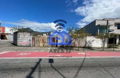 Área à venda no centro de caraguatatuba: terreno de esquina em localização estratégica, um ótimo in
