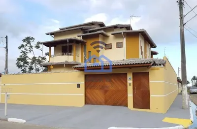 Sobrado amplo à venda no bairro do indaiá em caraguatatuba, sp - 292m² com 5 dormitórios, área gour