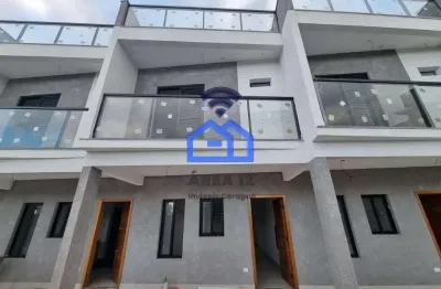 Casa triplex à venda no bairro do massaguaçu com 2 dormitórios, 2 banheiros, 2 vagas de garagem, a