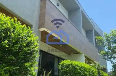 Sobrado à venda no bairro pontal de santa marina em caraguatatuba, sp - 02 suítes, ambientes integr