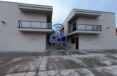Sobrado de 98m² à venda no bairro do porto novo em caraguatatuba, sp - 2 suítes, sala, cozinha e sa