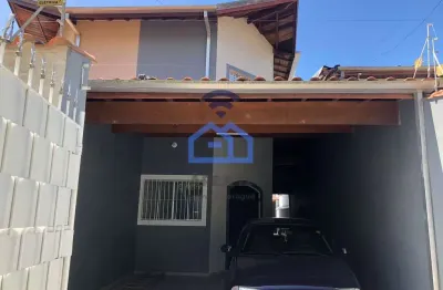 Sobrado à venda no bairro jardim jaqueira em caraguatatuba, sp - com 3 dormitórios, sendo 2 suítes,