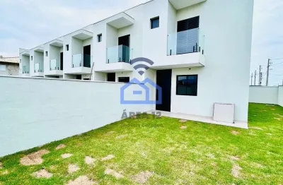 Sobrado recém-construído com ótimo padrão de acabamento à venda no bairro do tarumã em caraguatatub