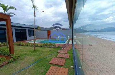 Belíssima casa 'pé na areia' no bairro massaguaçu em caraguatatuba, sp - 03 suítes, ambientes amplo