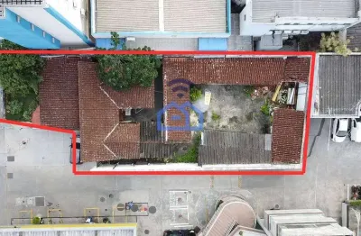 Casa comercial para locação no centro de caraguatatuba, sp - em ótima localização, garantindo visib