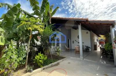 Excelente casa à venda localizada a poucos metros da praia do indaiá em caraguatatuba, sp