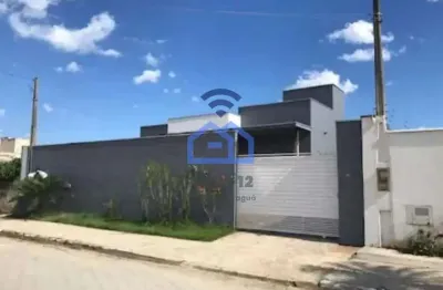 Excelente casa para locação no bairro do golfinho em caraguatatuba, sp